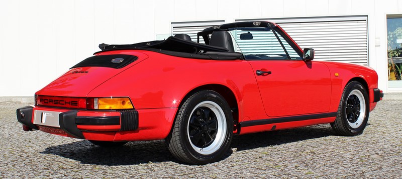 1986 Porsche 911 Carrera 3.2 Cabriolet